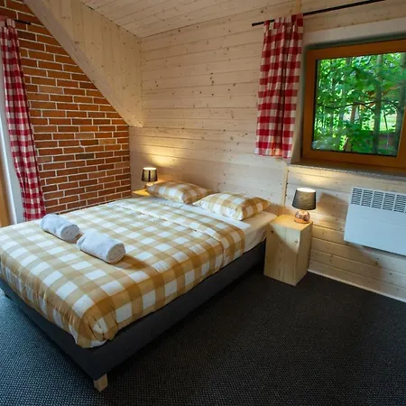 Dom Stary Mlyn Nad Strumieniem Z Mozliwoscia Dostepu Do Sauny, Goracej Beczki, Basenem Сasa de vacaciones *