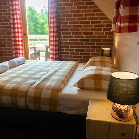 Dom Stary Mlyn Nad Strumieniem Z Mozliwoscia Dostepu Do Sauny, Goracej Beczki, Basenem Ferienhaus